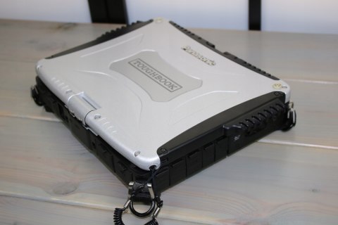 PANASONIC TOUGHBOOK CF-19 MK4 I5 8GB 240SSD COM