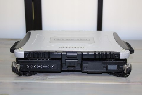 PANASONIC TOUGHBOOK CF-19 MK4 I5 8GB 240SSD COM