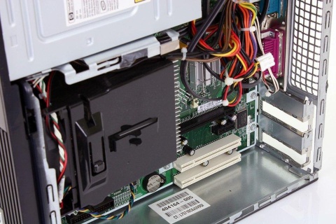 KOMPUTER HP COMPAQ DC5750 AMD SEMPRON 4GB 80HDD