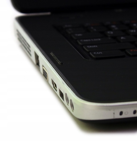 LAPTOP DELL VOSTRO 2520 I3 4GB 120SSD WIN7PRO HD