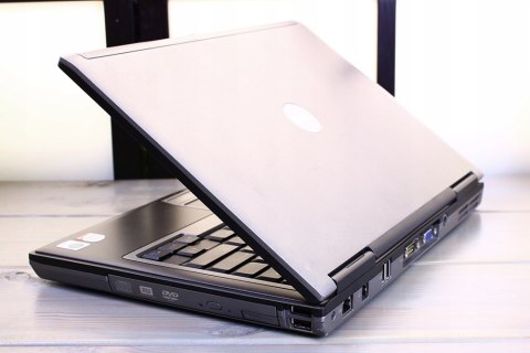 LAPTOP DELL D630 C2D 4GB 240SSD DVD RS232 WIFI USB