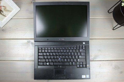 LAPTOP DELL LATITUDE E6400 C2D P8700 4GB WXGA+ NVS