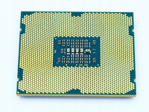 PROCESOR INTEL XEON E5-2620 v2 2,1GHZ 6 RDZENI FV