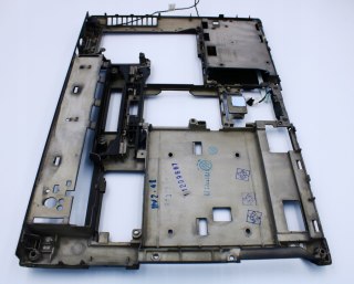 KADŁUBEK OBUDOWA DOLNA HP 8460P