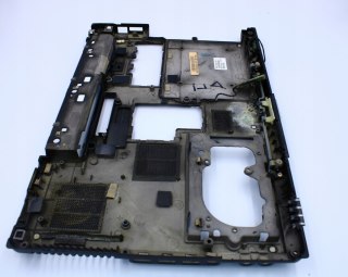 OBUDOWA DOLNA KADŁUBEK HP 8440P 594021-001