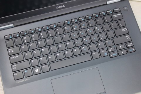 LAPTOP DELL E7270 I5 6GEN 16GB 500HDD W10 HD