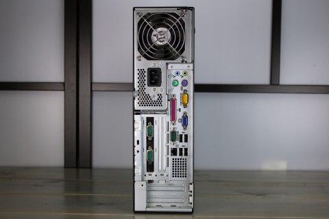 KOMPUTER HP RP5700 PENTIUM 4GB 80HDD LPT COM RS232
