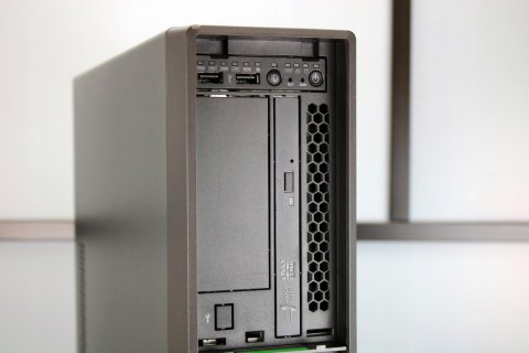 KOMPUTER STACJONARNY FUJITSU I3 8GB 1TB SSD W10