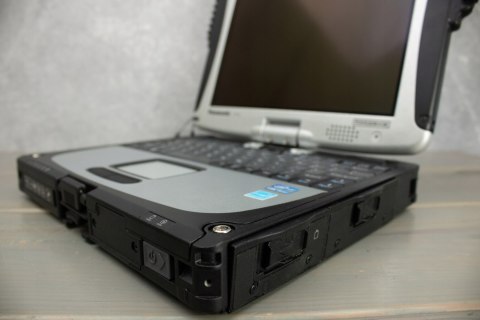 PANCERNY PANASONIC CF-19 I5 3GEN 8GB 120SSD COM