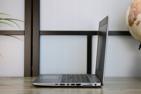 HP Elitebook 745 G3 AMD A10 8GB 240GB SSD Windows 10 Pro 14"