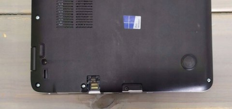 HP Elitebook 745 G3 AMD A10 8GB 240GB SSD Windows 10 Pro 14"