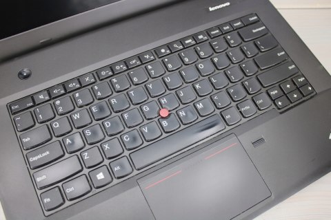 Lenovo ThinkPad Edge E440 Intel Core i5 8GB 240GB SSD Windows 10 Pro 14"