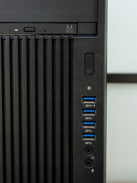 KOMPUTER HP Z440 XEON E5 1650 V3 32GB 120SSD K2200