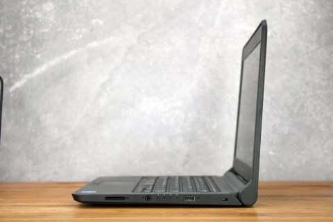 LAPTOP DELL 3340 CELERON 4GB 120SSD WIN10 KAMERA