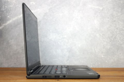 LAPTOP LENOVO YOGA 12 I5 5GEN 8GB 240SSD KAMERA