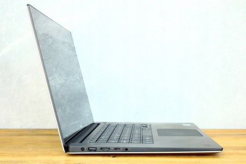 DELL PRECISION 5520 I7-6GEN 32GB 1TB SSD M1200 4K