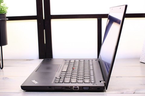 Lenovo ThinkPad T440 Intel Core i5 8GB DDR3 512GB SSD Windows 10 Pro 14"