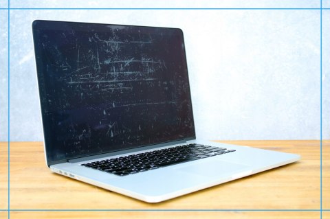 Apple Macbook Pro A1398 Intel Core i7 16GB DDR3 256GB SSD Mac OS 15.4"