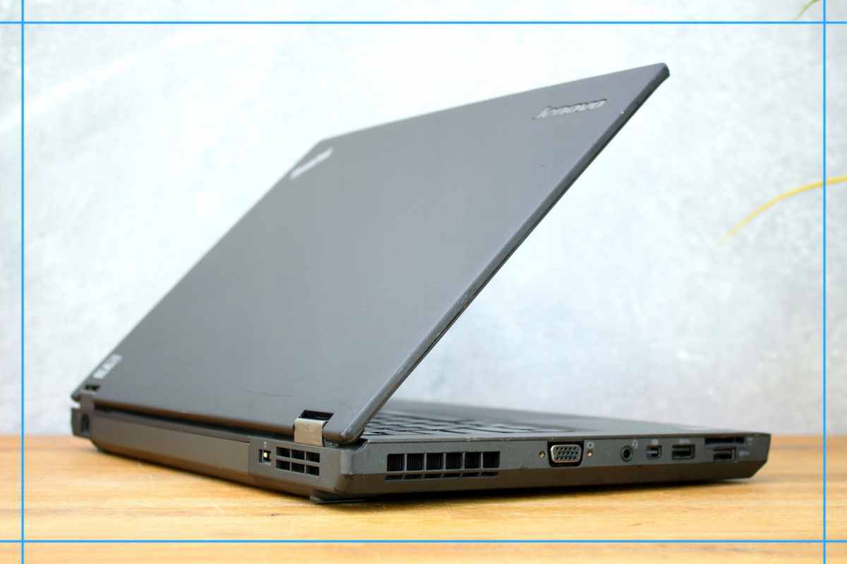 Lenovo ThinkPad T440P Intel Core i5 8GB DDR3 512GB SSD Windows 10 Pro 14"
