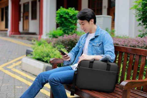 Torba Dell EcoLoop Pro 16 cali czarna z paskiem i uchwytem