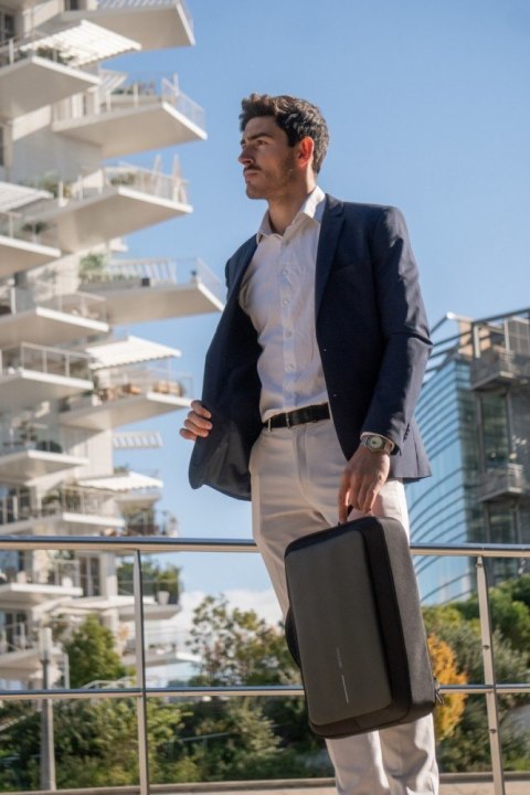 Plecak antykradzieżowy XD DESIGN BOBBY BIZZ 2.0 BLACK ergonomiczny