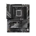 Płyta główna Gigabyte B650 GAMING X AX V2 AM5 DDR5 ATX z Wi-Fi 6E