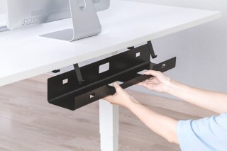 Kanał stalowy 60cm czarny organizer kabli z uchwytami montażowymi