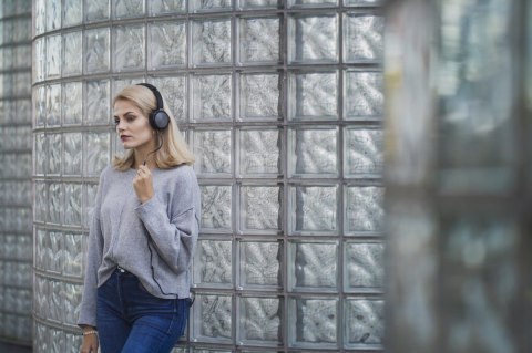 Słuchawki Sencor SEP 433 stereo przewodowe z mikrofonem 1 2m czarne