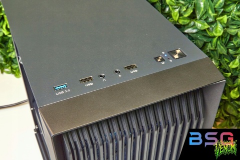 BSG Venom V1 AMD Ryzen 7 AMD Radeon Vega 7 32GB DDR4 1000GB SSD (M.2) Windows 11 Pro