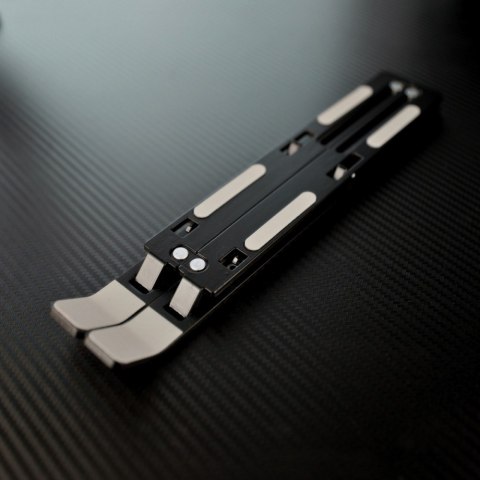 Podstawka Savio PB-05 przenośna biurowa lekka z regulacją 7-stopniową do laptopa