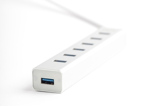 Unitek Y-3090 hub 7x USB 3.0 z zasilaczem szybkie ładowanie aluminiowy