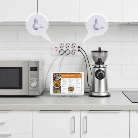 Maclean Listwa zasilająca MCE389 W 6 gniazd 4xUSB-A 1xUSB-C 110-240V, AC 50/60Hz, 2.1A max 2500W biała