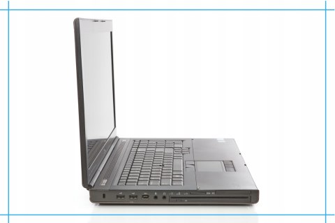 Dell Precision M6700 Intel Core i7 16GB DDR4 512GB SSD Windows 10 Pro 17"