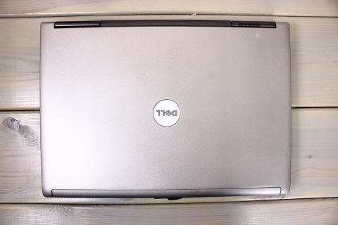 LAPTOP DELL D620 C2D 2GB 512SSD DVD RS232 WIFI USB