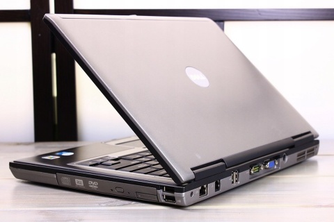 LAPTOP DELL D620 C2D 2GB 80HDD DVD RS232 WIFI USB