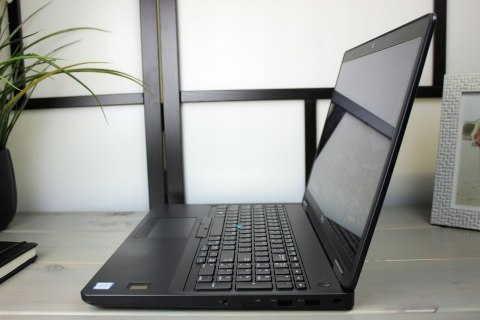 LAPTOP DELL E5570 I7HQ 6GEN 16GB 500HDD RADEON W10