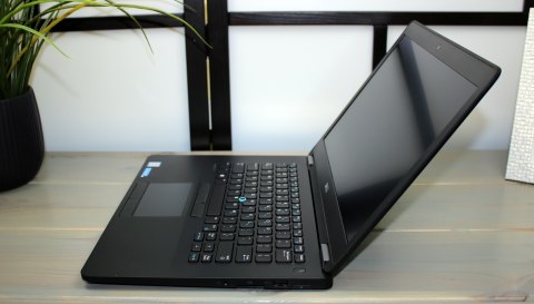 LAPTOP DELL E7470 I7 6GEN 8GB 120SSD FHD IPS KL A