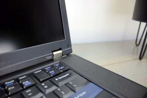 LAPTOP LENOVO THINKPAD T520 I5 8GB 240SSD HD+ W10
